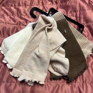 Ribbed Lettuce-Edge Knit Socks Trio in Cream, Beige & Brown
